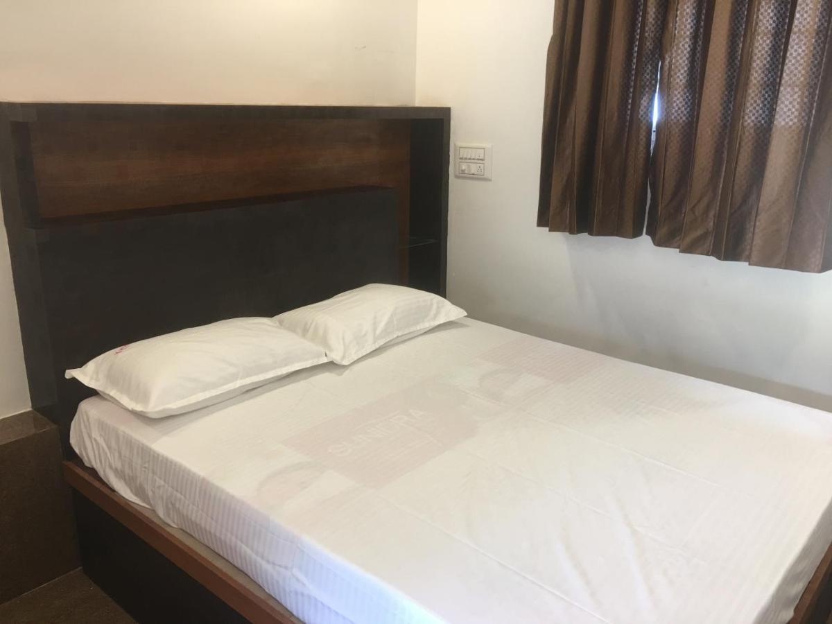 Kvm Tourist Home Palakkad Eksteriør bilde